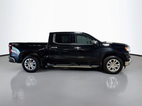 Used 2024 Chevrolet Silverado 1500 LTZ w/ LTZ Premium Package AWD/4WD image 5