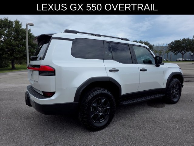 Used 2024 Lexus GX 550 AWD/4WD image 3