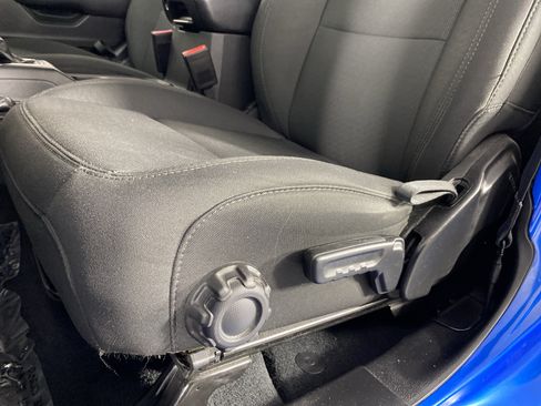 Used 2022 Jeep Wrangler Unlimited Sport AWD/4WD image 18