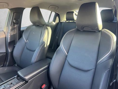 Certified 2025 Toyota Prius XLE image 16