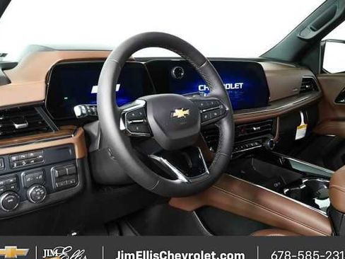 New 2026 Chevrolet Suburban High Country w/ Sun And Tow Package image 4