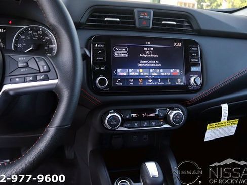 New 2025 Nissan Versa SR w/ Trunk Package image 17