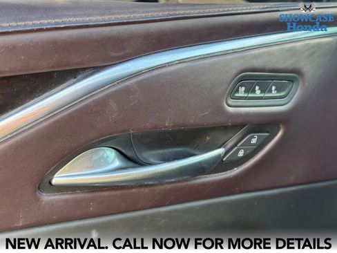 Used 2021 Cadillac Escalade Sport Platinum w/ LPO, ONYX Package image 10