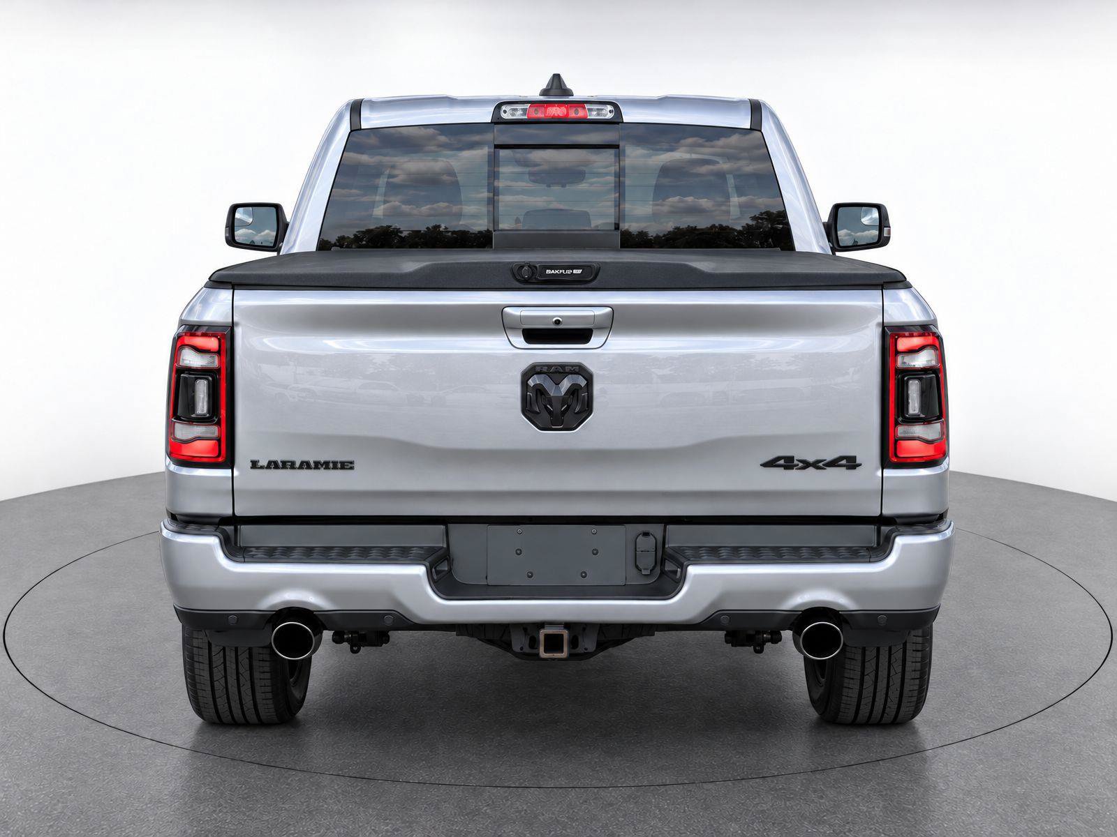 Used 2021 RAM 1500 Laramie AWD/4WD image 6