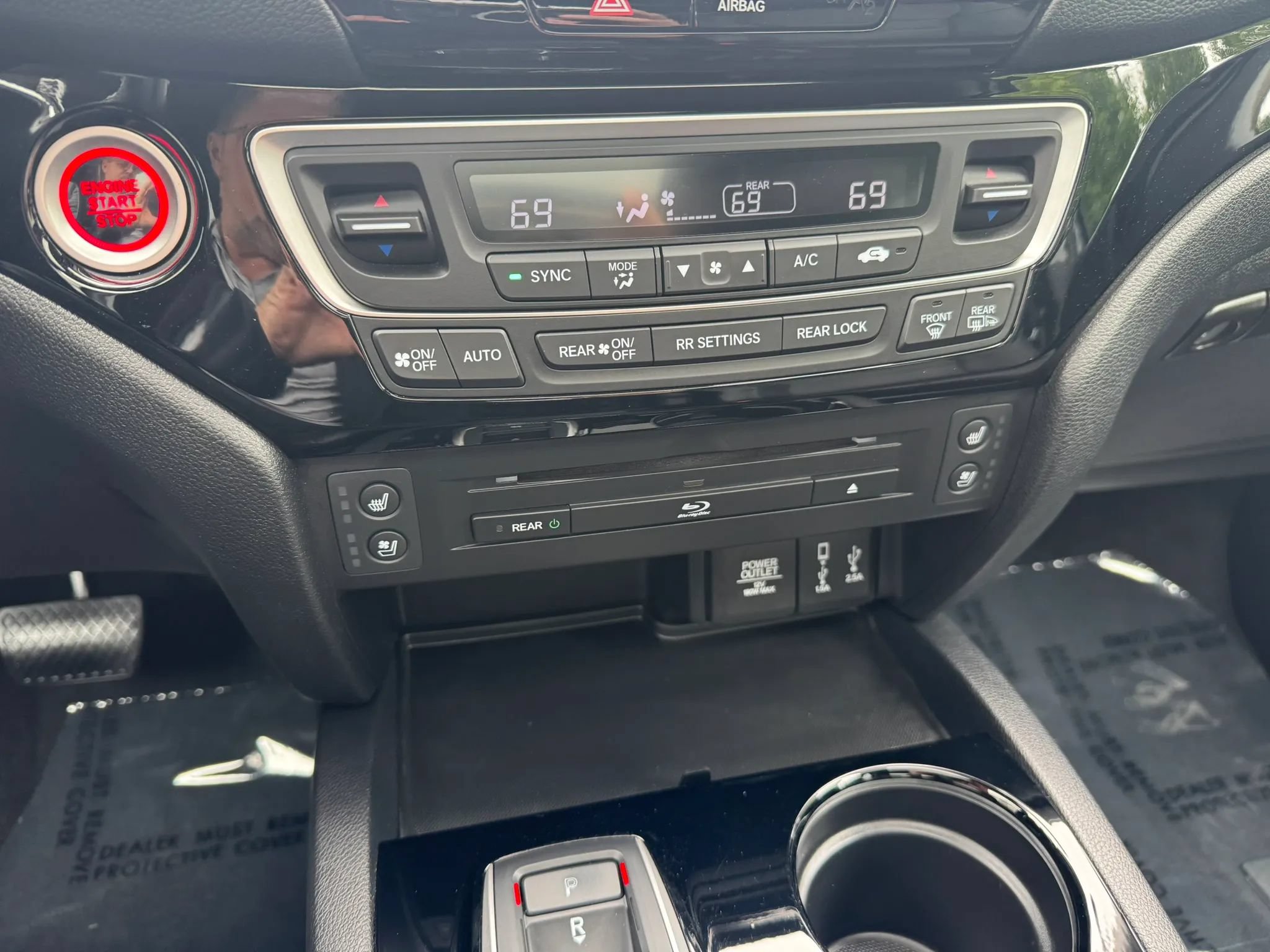 Used 2018 Honda Pilot Elite image 38