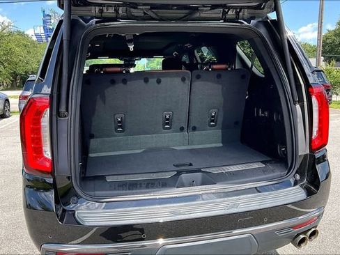 Used 2023 GMC Yukon Denali Ultimate w/ LPO, Floor Liner Package AWD/4WD image 38