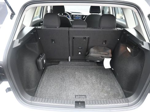 Used 2022 Volkswagen Taos S image 25