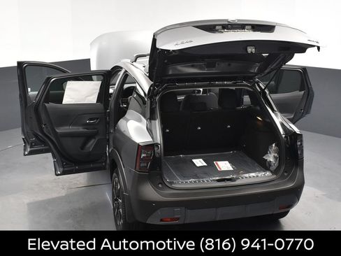 Certified 2026 Nissan Kicks SV w/ SV Premium Package AWD/4WD image 27