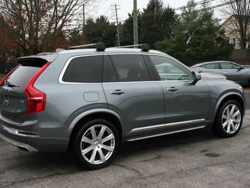 Used 2017 Volvo XC90 T6 Inscription w/ Vision Package image 7