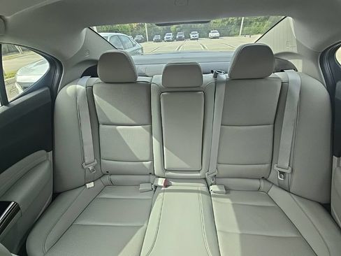 Used 2017 Acura TLX V6 w/ Technology Package FWD image 27