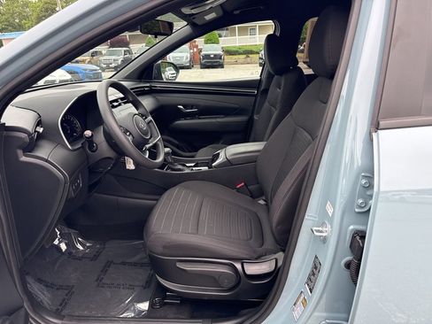 Used 2024 Hyundai Santa Cruz SE AWD/4WD image 9