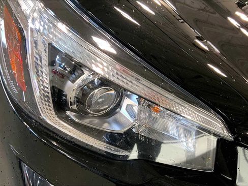 Used 2019 Subaru Forester Premium image 26