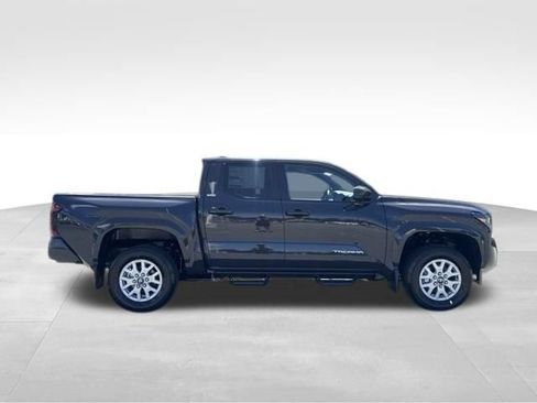 New 2026 Toyota Tacoma 4x4 Double Cab image 7