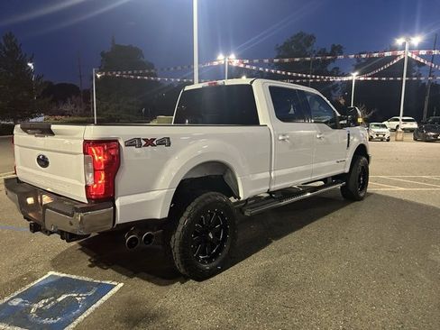 Used 2019 Ford F250 Lariat image 3