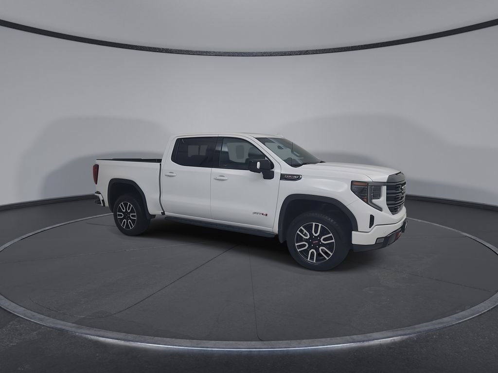 Used 2024 GMC Sierra 1500 AT4 w/ Technology Package AWD/4WD image 2