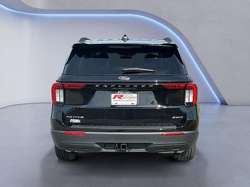 New 2026 Ford Explorer Active image 4