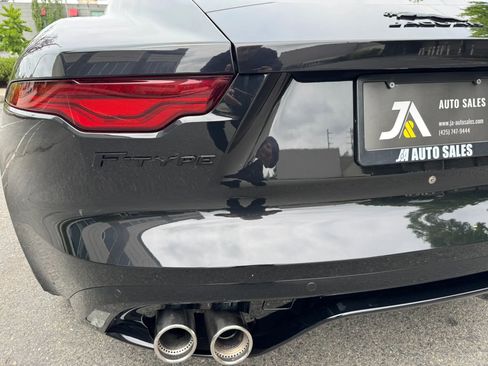Used 2023 Jaguar F-TYPE Coupe RWD image 17