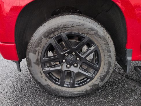 Certified 2024 Chevrolet Silverado 1500 Custom AWD/4WD image 33