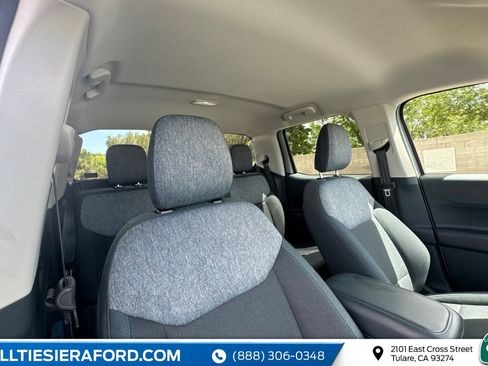 Used 2025 Ford Maverick XLT w/ XLT Luxury Package AWD/4WD image 19