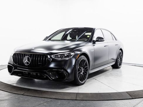 Used 2024 Mercedes-Benz S 63 AMG S image 3