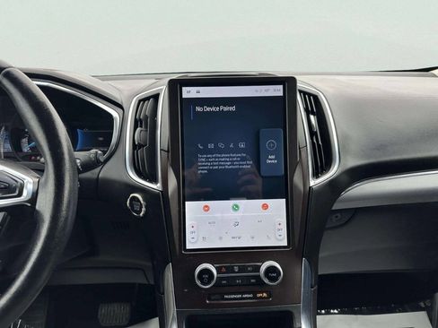 Used 2021 Ford Edge Titanium image 24