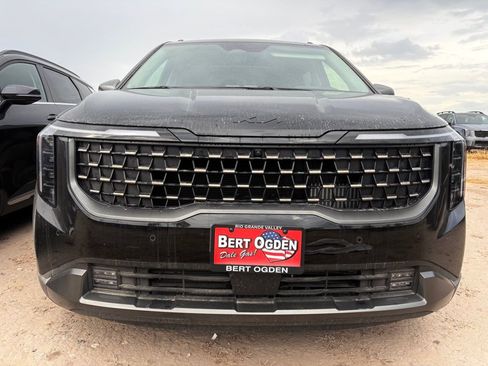 New 2025 Kia Carnival SX Prestige image 2