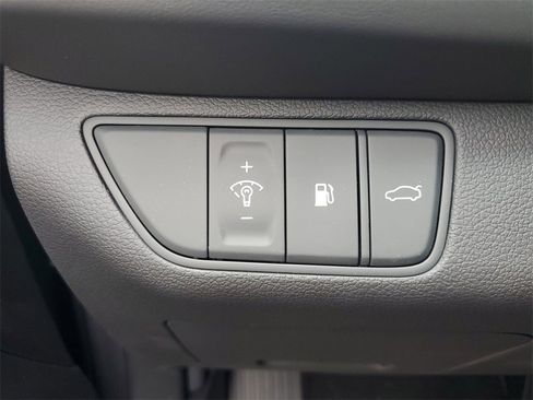 New 2026 Genesis G70 2.5T Prestige image 21