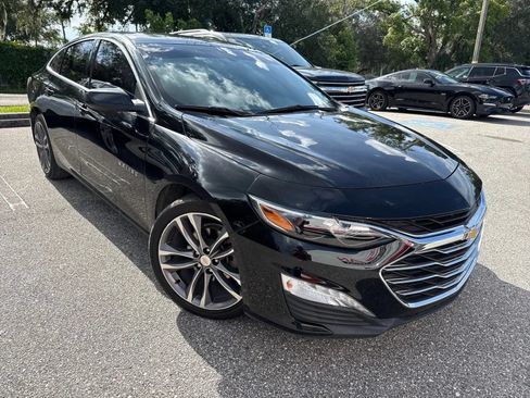 Used 2022 Chevrolet Malibu LT FWD image 4