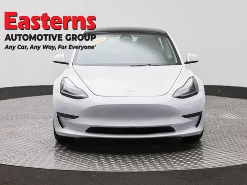 Used 2023 Tesla Model 3 Standard Range RWD image 2