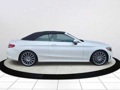 Used 2023 Mercedes-Benz C 300 Cabriolet image 2