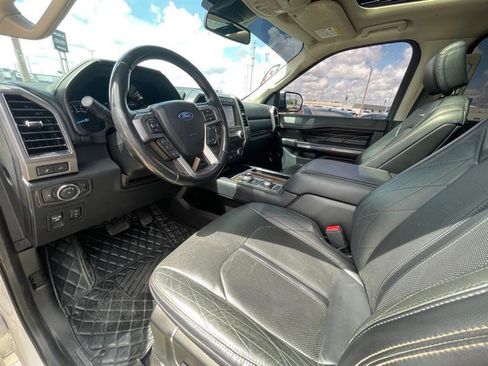 Used 2019 Ford Expedition Max Platinum AWD/4WD image 12