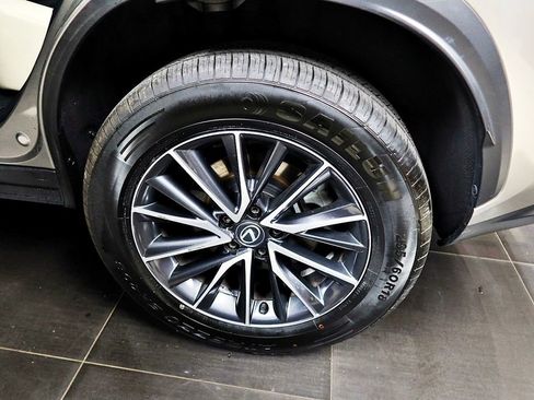 Used 2024 Lexus NX 250 FWD image 29