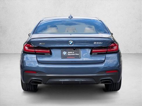 Certified 2023 BMW 540i xDrive w/ M Sport Package AWD/4WD image 7