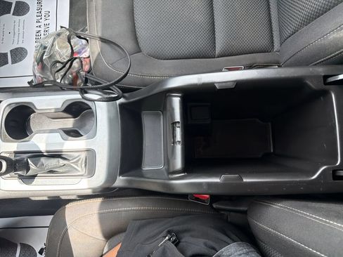 Used 2020 Chevrolet Colorado LT w/ Safety Package RWD image 23