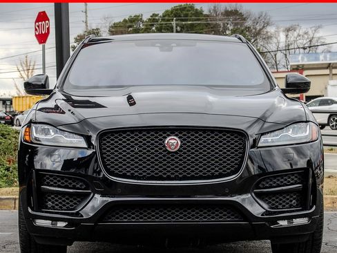 Used 2020 Jaguar F-PACE R-Sport image 2