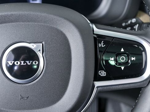New 2026 Volvo XC60 B5 Ultra w/ Protection Package Premier AWD/4WD image 11