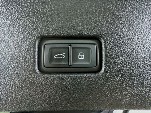 New 2026 Audi Q8 Premium AWD/4WD image 42