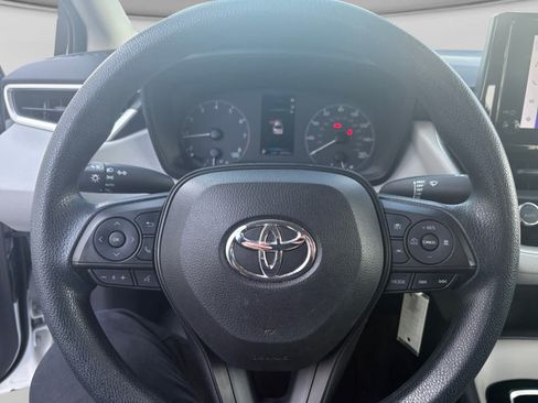 Used 2023 Toyota Corolla LE w/ Carpet Mat Package (TMS) FWD image 11