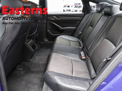 Used 2018 Honda Accord Sport image 19