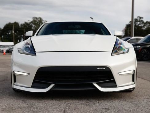 Used 2020 Nissan 370Z NISMO image 21