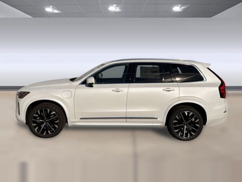 New 2026 Volvo XC90 T8 Ultra AWD/4WD image 2
