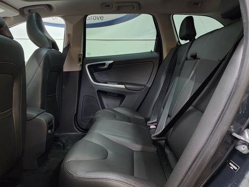 Used 2016 Volvo XC60 T6 w/ Climate Package AWD/4WD image 17