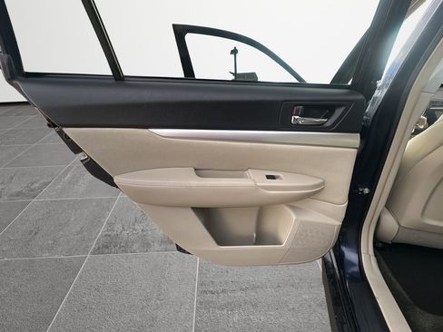 Used 2012 Subaru Outback 2.5i Premium w/ All-Weather Pkg image 30