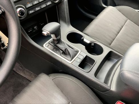 Used 2020 Kia Sportage LX FWD image 16