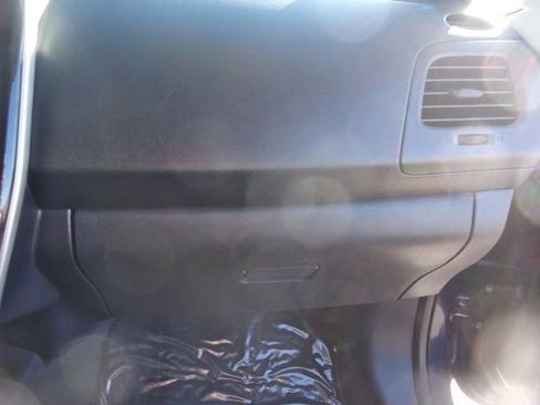 Used 2017 Nissan Leaf SV w/ Premium Package image 31