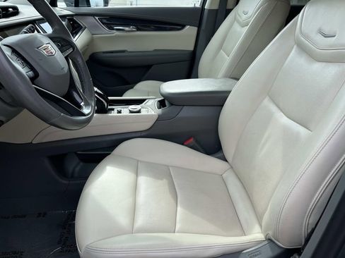 Certified 2022 Cadillac XT6 Premium Luxury w/ Technology Package image 29