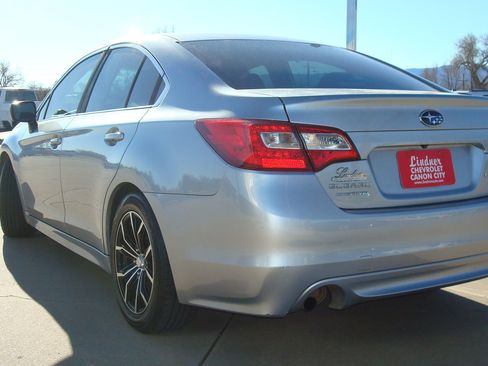 Used 2017 Subaru Legacy 2.5i w/ Alloy Wheel Package image 6