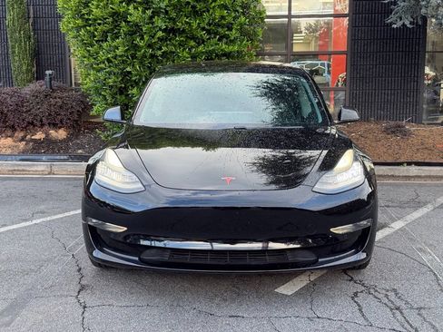 Used 2018 Tesla Model 3 Mid Range RWD image 3