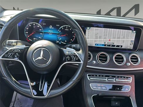 Used 2022 Mercedes-Benz E 350 Sedan image 19