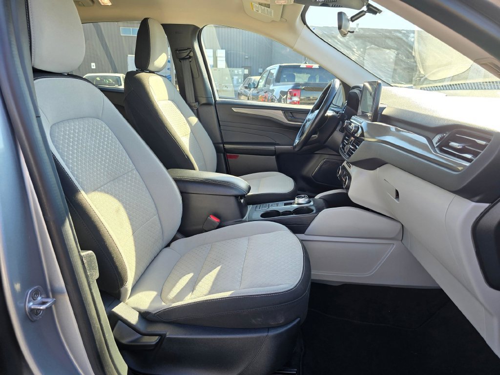 Used 2024 Ford Escape Active AWD/4WD image 16